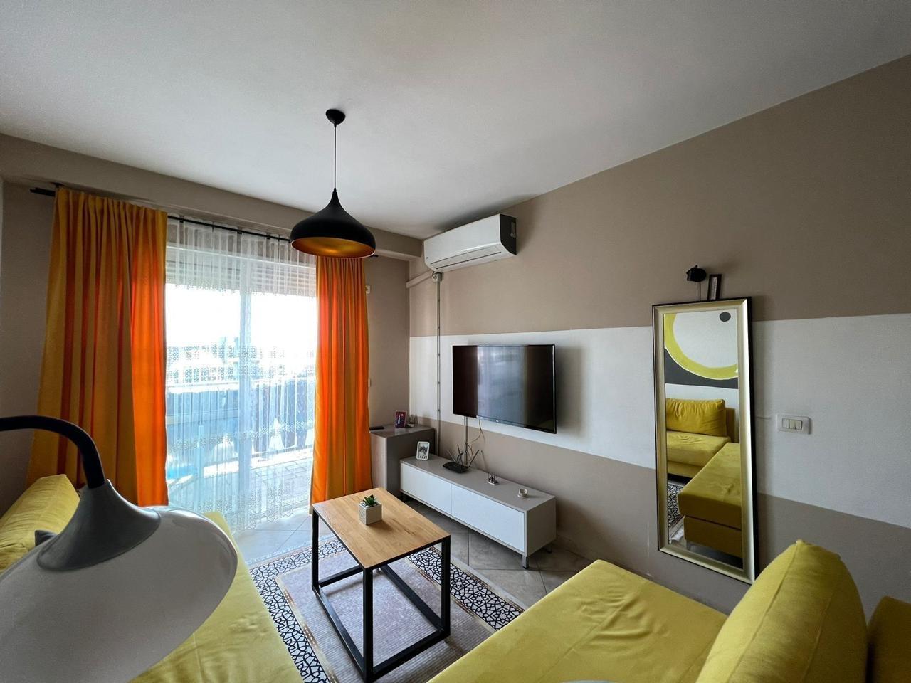 JEPET ME QERA APARTAMENT 1+1 NE QENDER