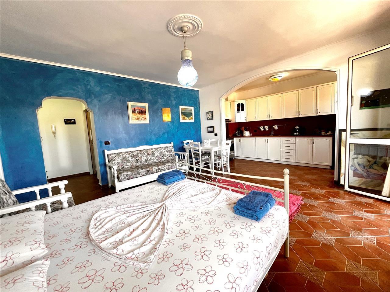 Bright and sunny studio apartment