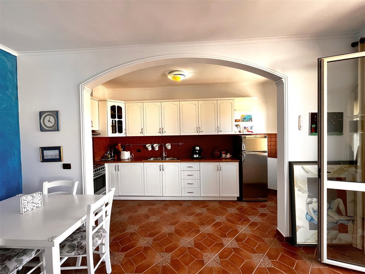 Bright and sunny studio apartment