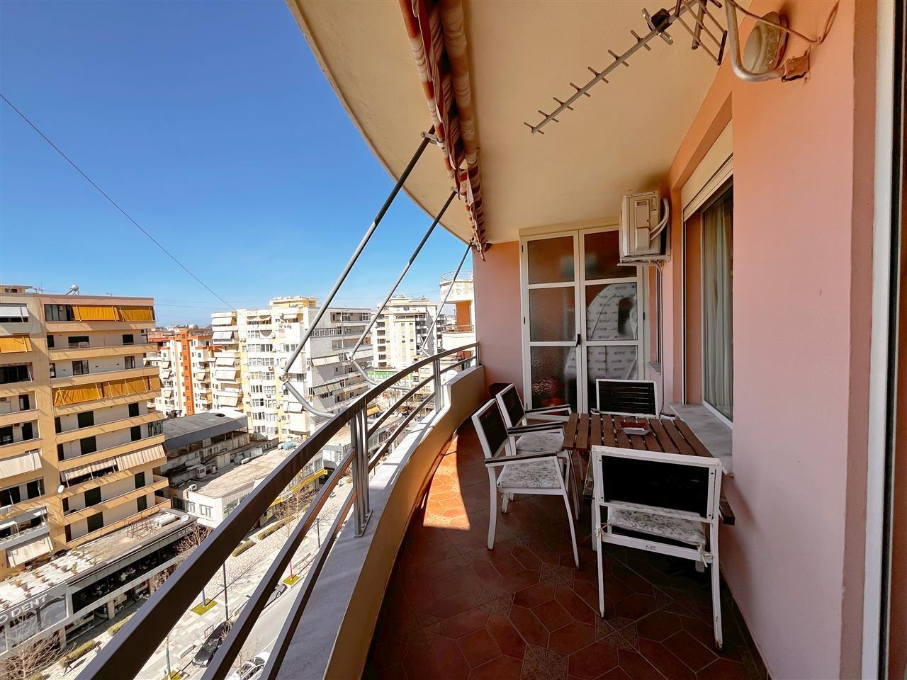 Bright and sunny studio apartment