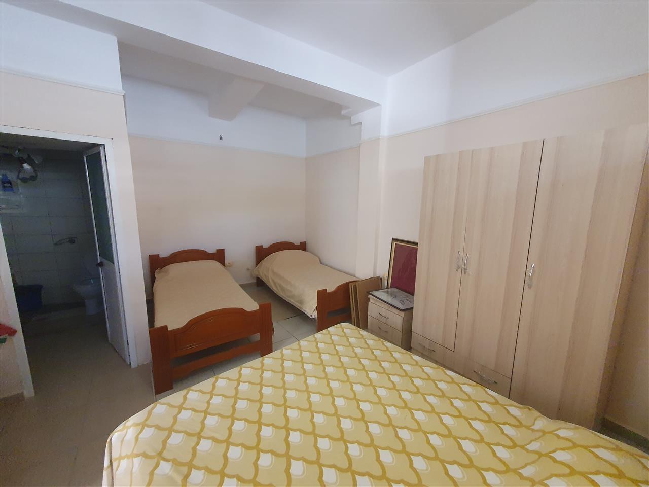 JEPET APARTAMENT 1+1 ME QIRA PRANE SHKOLLES NR.1 Vlore