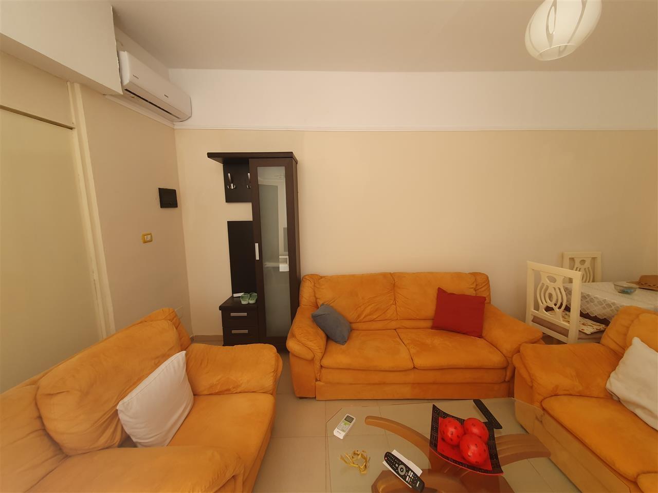 JEPET APARTAMENT 1+1 ME QIRA PRANE SHKOLLES NR.1 Vlore