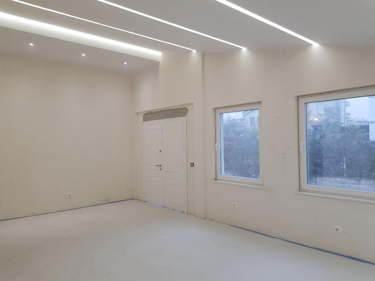 VILË 3-KATËSHE ME QERA, AKACIA HILLS 2