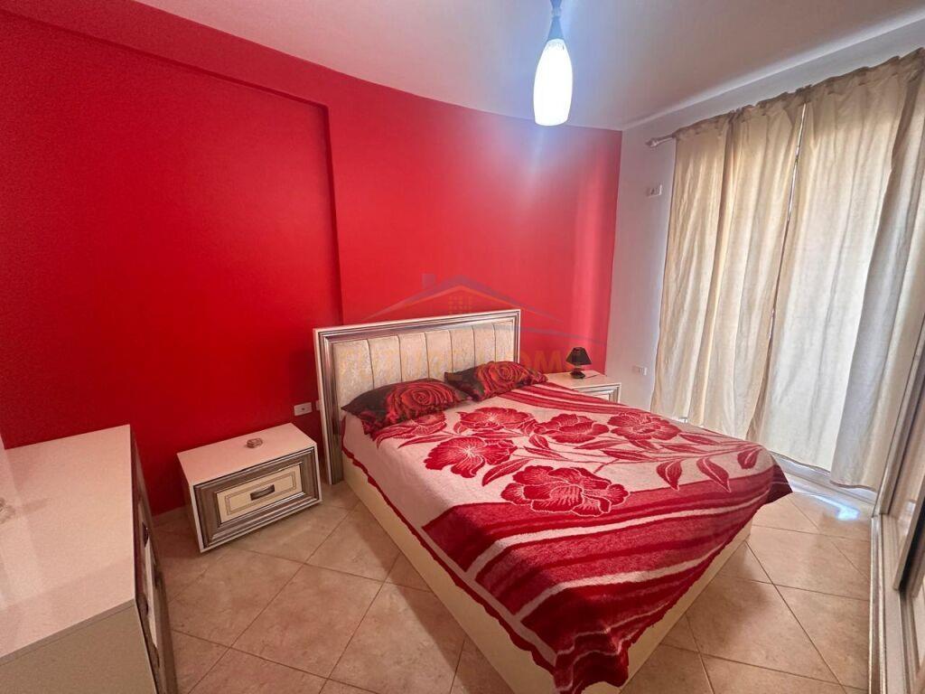 Qera, Apartament 2+1+2, Yzberisht.