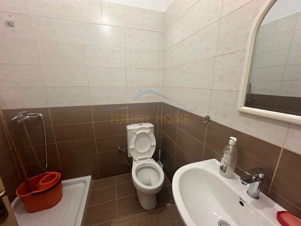 Qera, Apartament 2+1+2, Yzberisht.