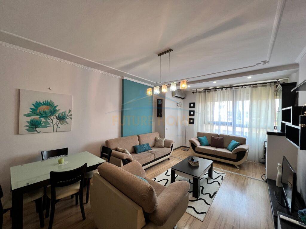 Qira, Apartament 2+1, pranë Juridikut