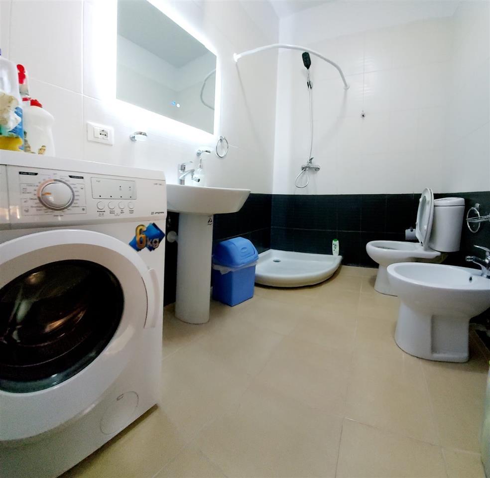 Apartament me qera ditore