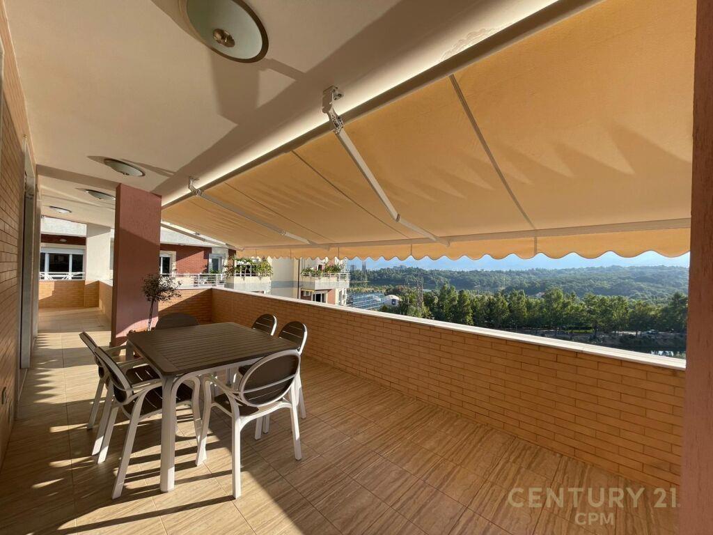 APARTAMENT 3+1+2 POSTE PARKIMI TEK LIQENI THATE !