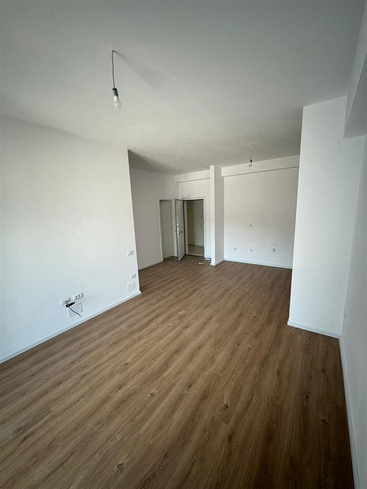 Jepet me qera Apartament+Garazh, ALI DEMI