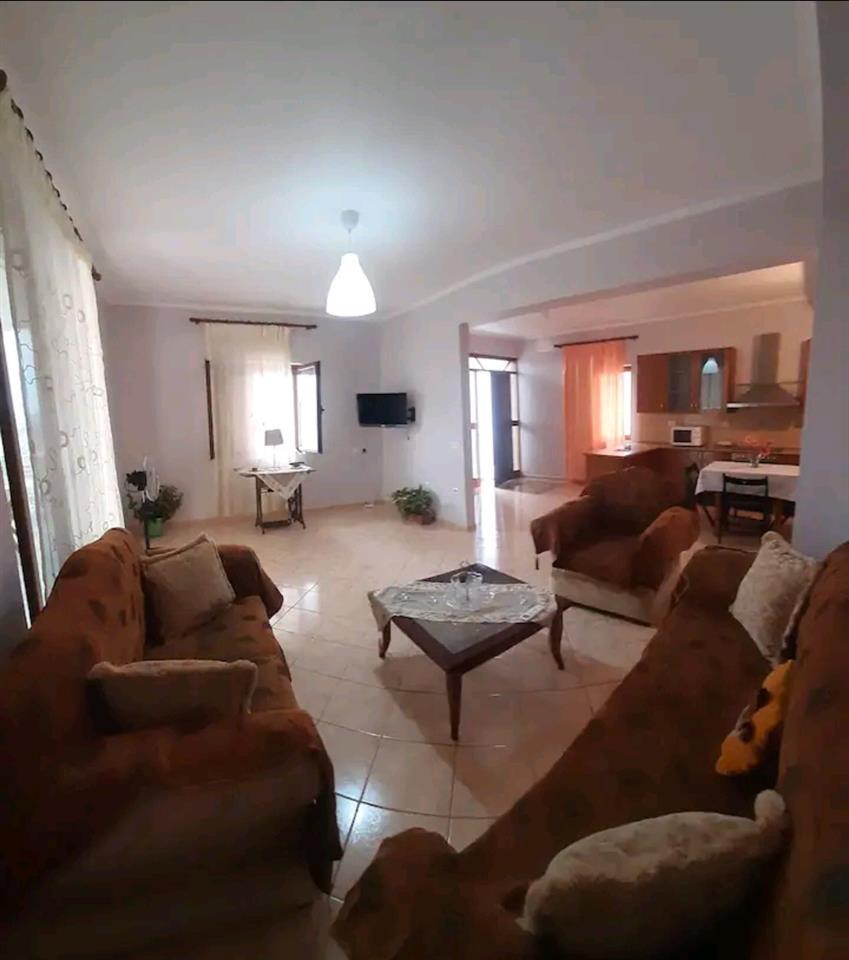 Apartament 2+1 / 140 m² me pamje nga deti