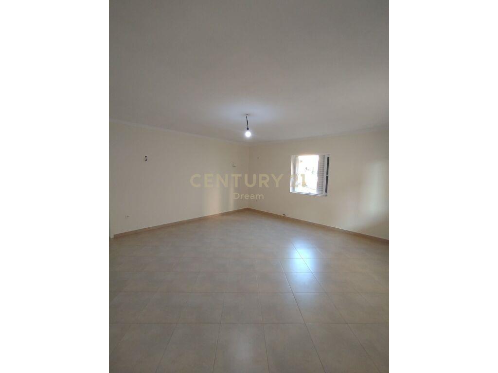 JEPET ME QIRA APARTAMENT 2+1 TEK KODRA E PRIFTIT! DREAM98469