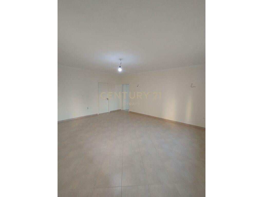 JEPET ME QIRA APARTAMENT 2+1 TEK KODRA E PRIFTIT! DREAM98469