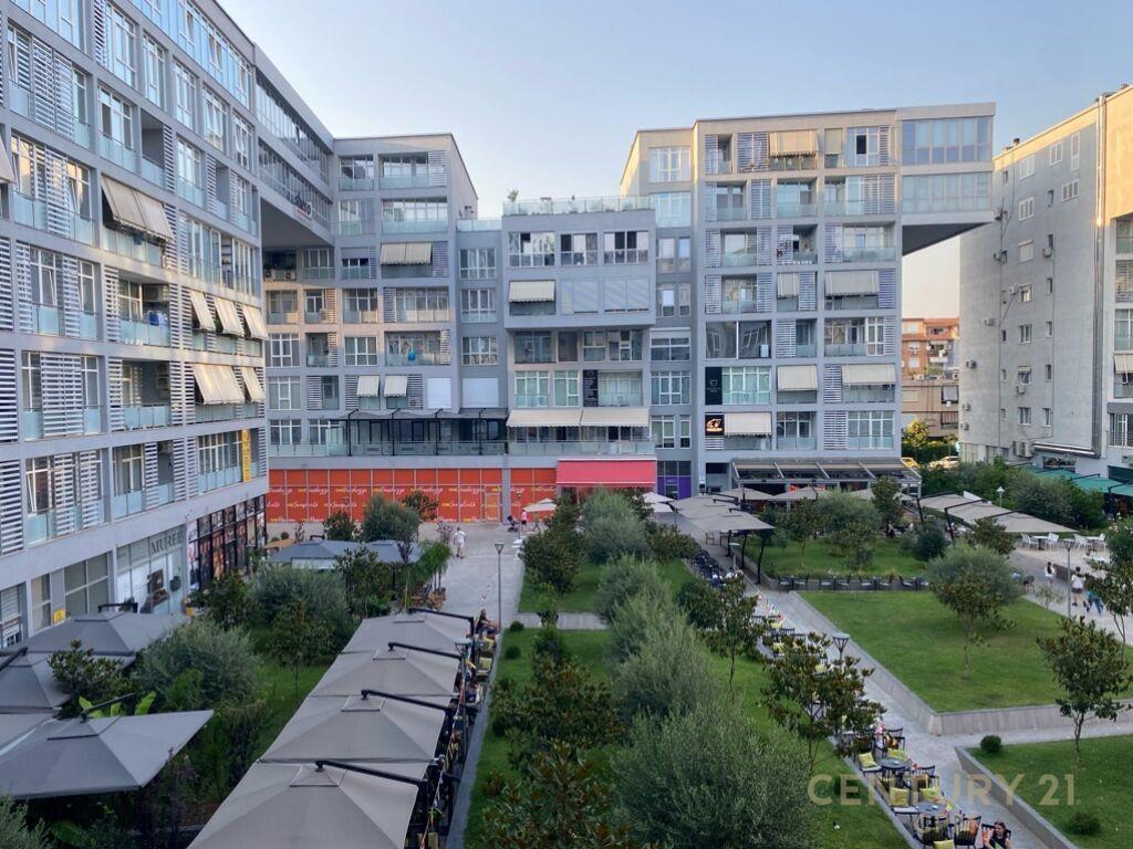 Japim me qira ambient per zyra tek Kika 2 Komuna e Parisit !