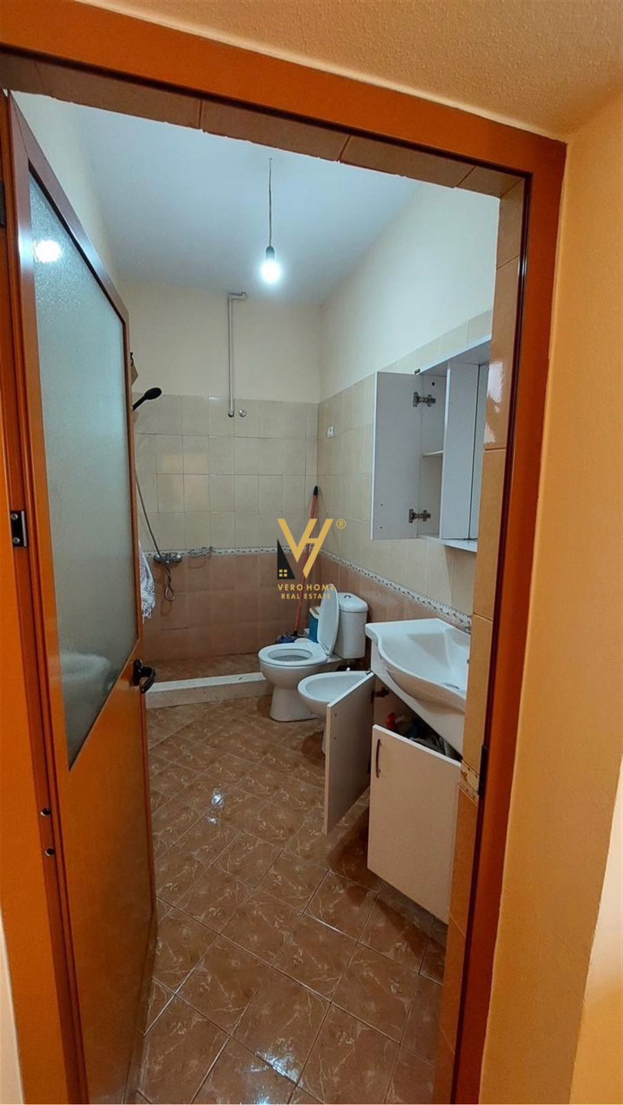 JEPET VILE TRE KATESHE ME QERA TE FRESKU 600 EURO