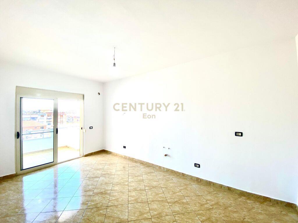 Apartament 1+1 për Shitje tek Ish Fabrika e Bukës, Durrës!!