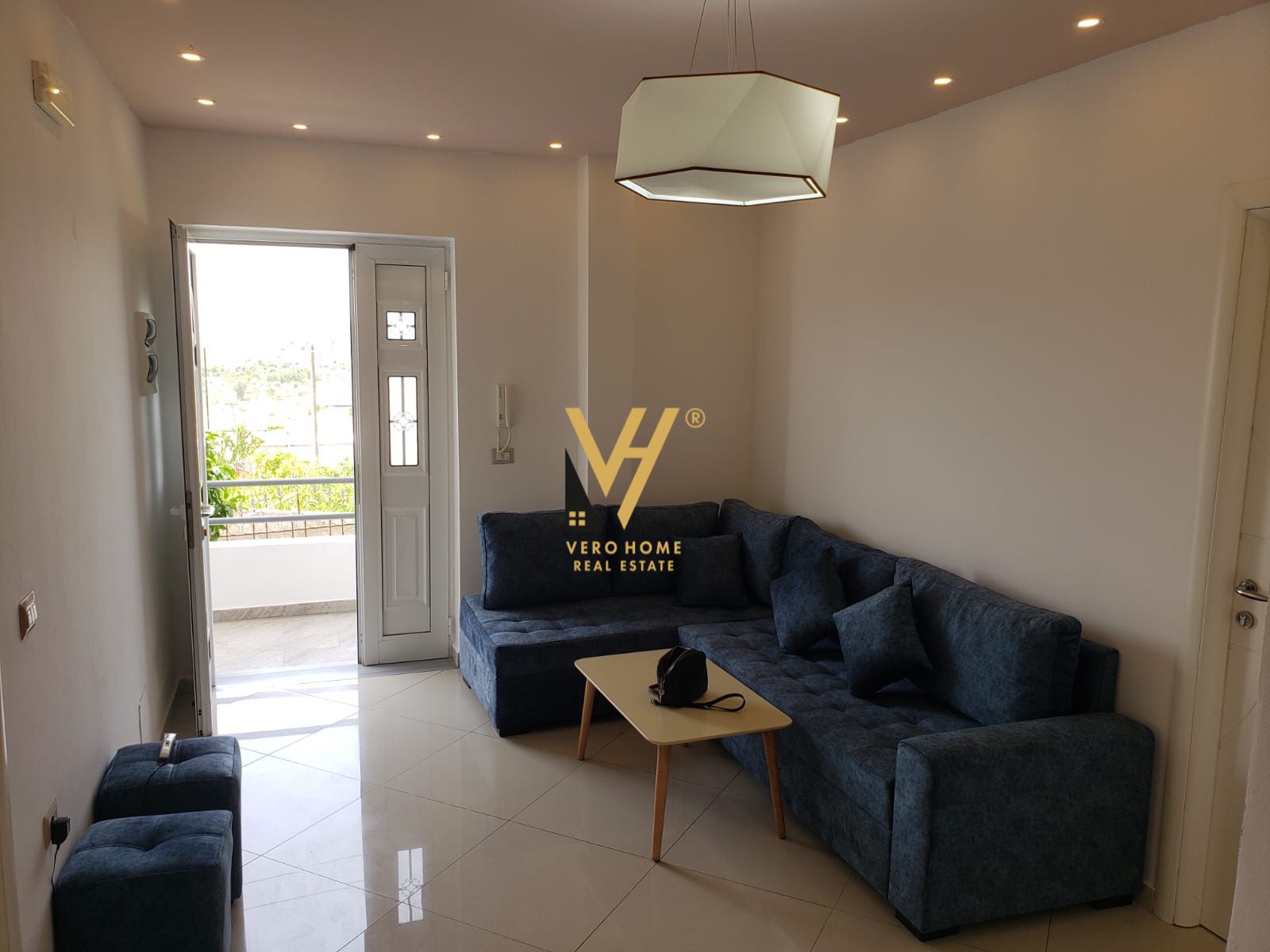 SHITET VILE TRE KATESHE NE KASHAR 320.000 EURO