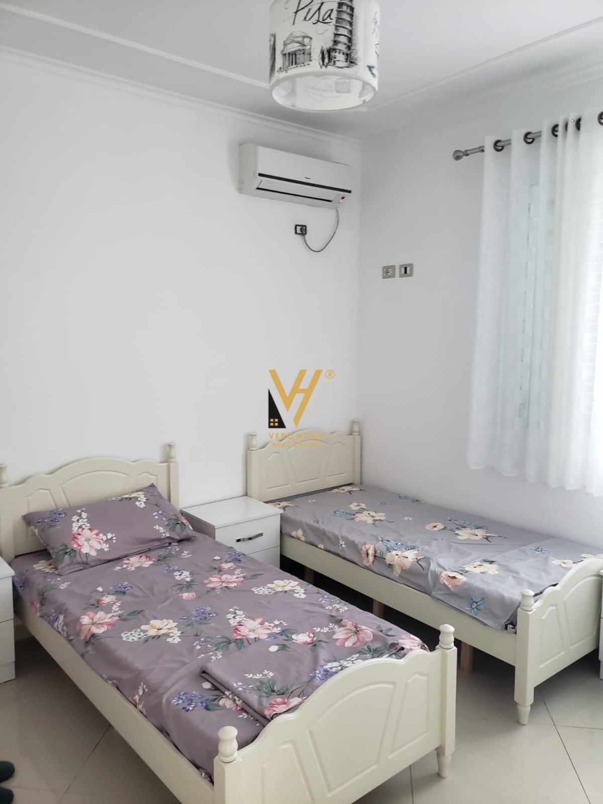 SHITET VILE TRE KATESHE NE KASHAR 320.000 EURO