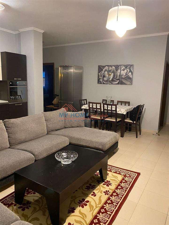 Apartament 2+1 Me Qira Tek Kopshti Zologjik