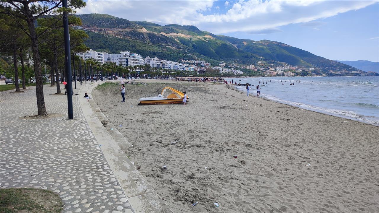 Garzoniere me qera ditore ne lungomare