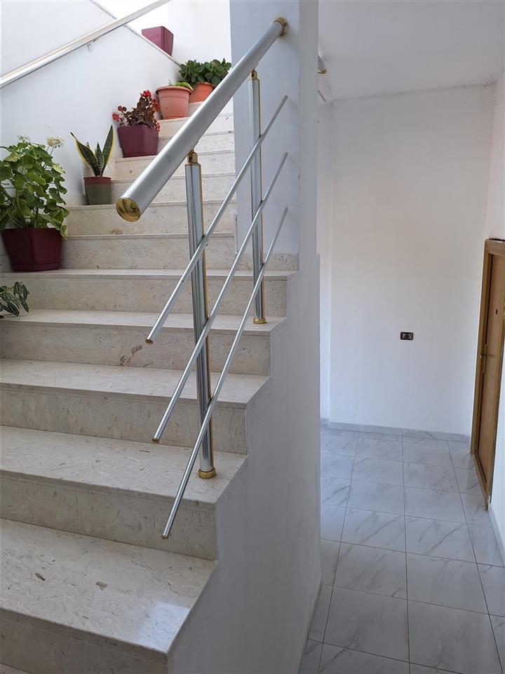 apartament me qera plazh hekurrulla