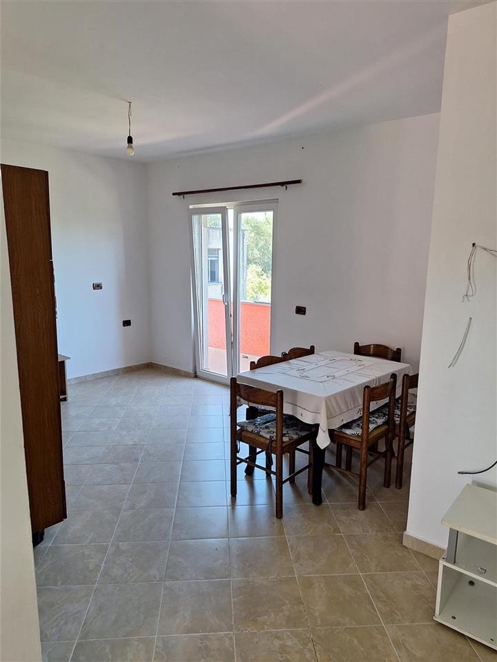 apartament me qera plazh hekurrulla