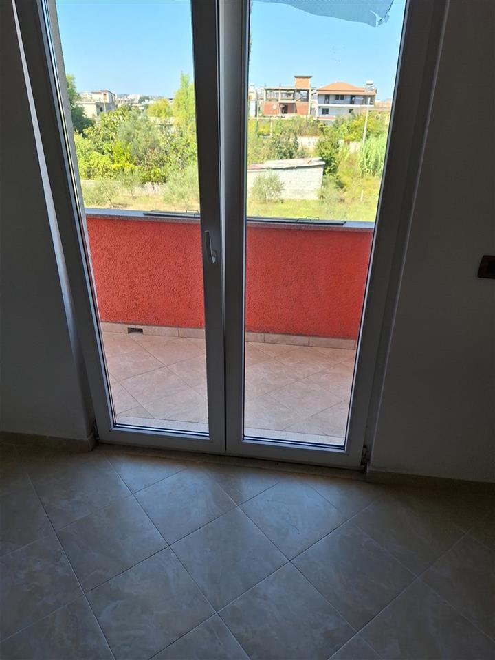 apartament me qera plazh hekurrulla