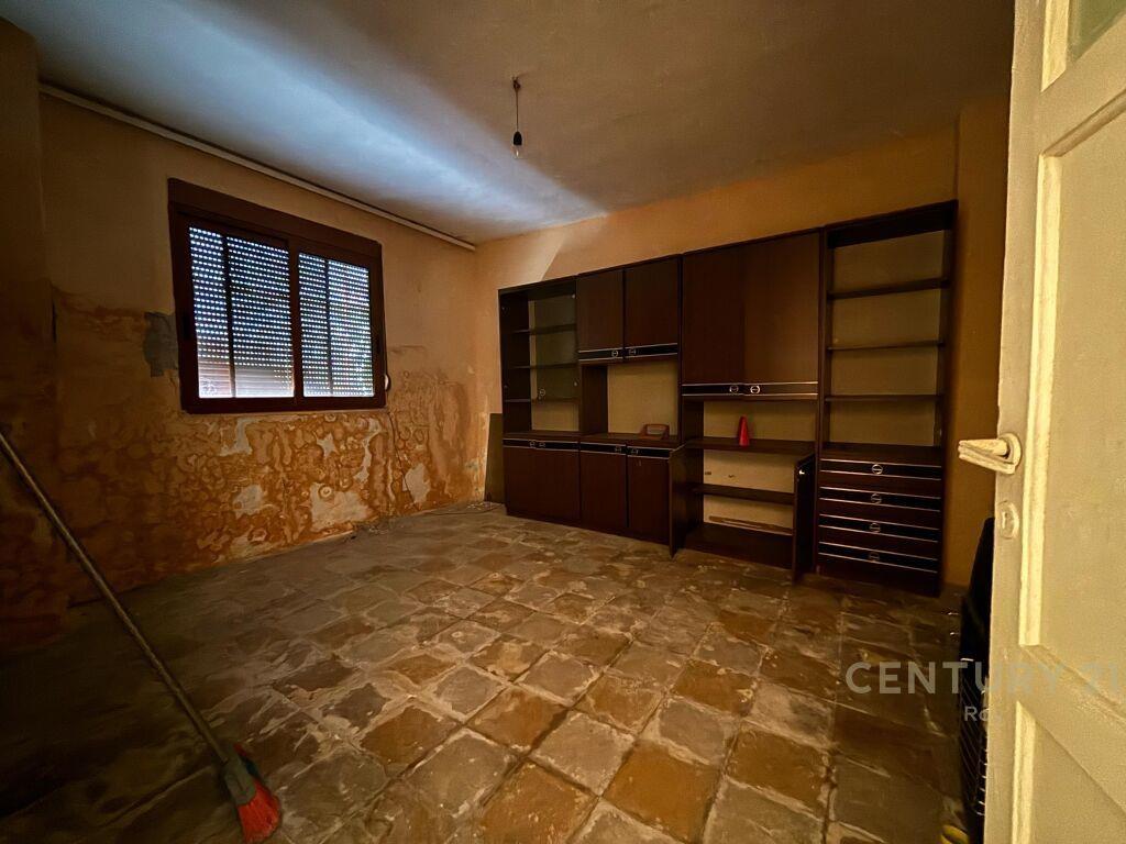 SHITET SHTEPI PRIVATE NE QENDER TE DURRESIT!!!