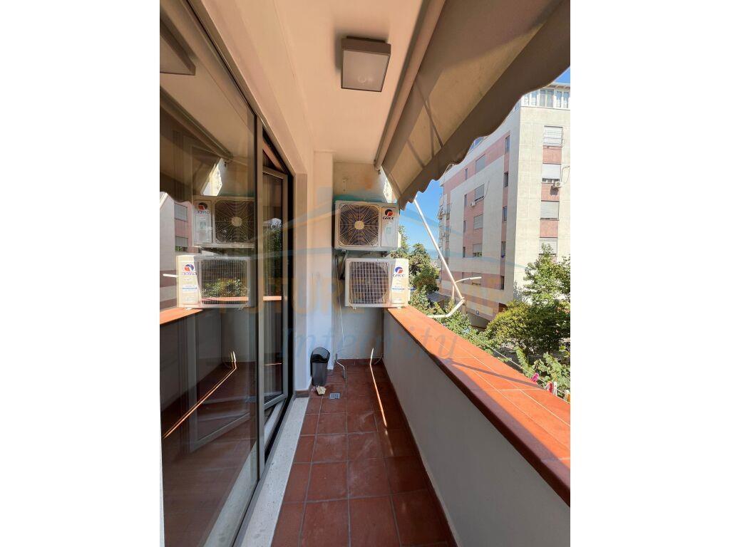 Qera, Apartament 2+1+Post Parkimi, Rruga e Dibrës, Tiranë.