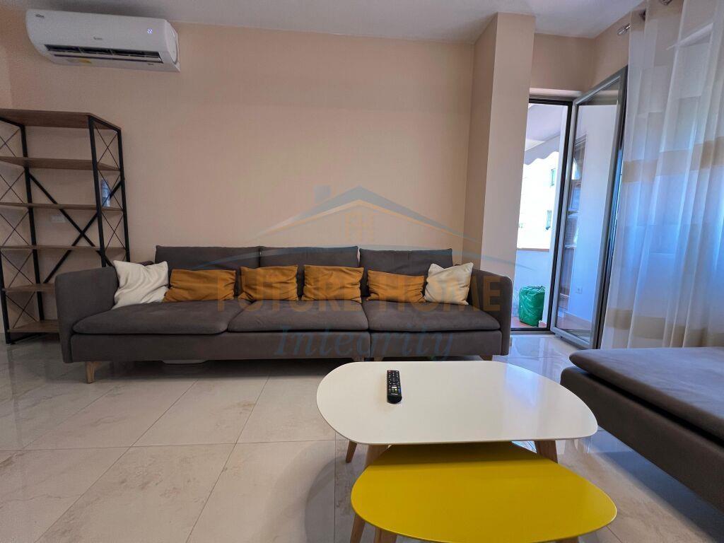 Qera, Apartament 2+1+Post Parkimi, Rruga e Dibrës, Tiranë.