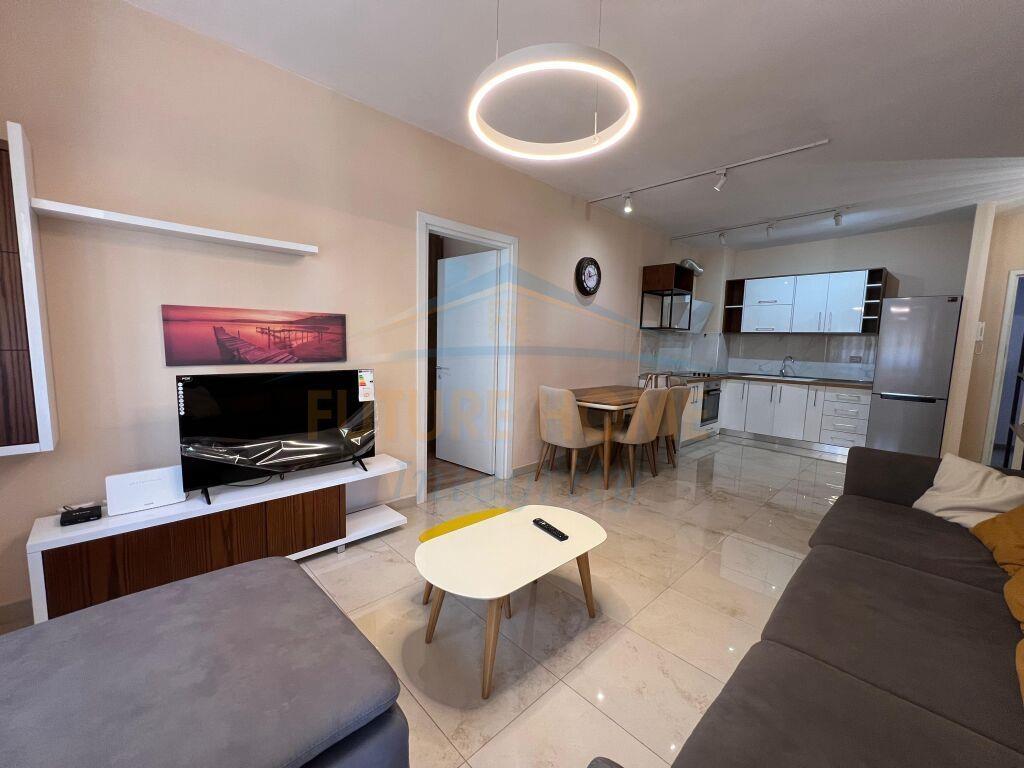 Qera, Apartament 2+1+Post Parkimi, Rruga e Dibrës, Tiranë.