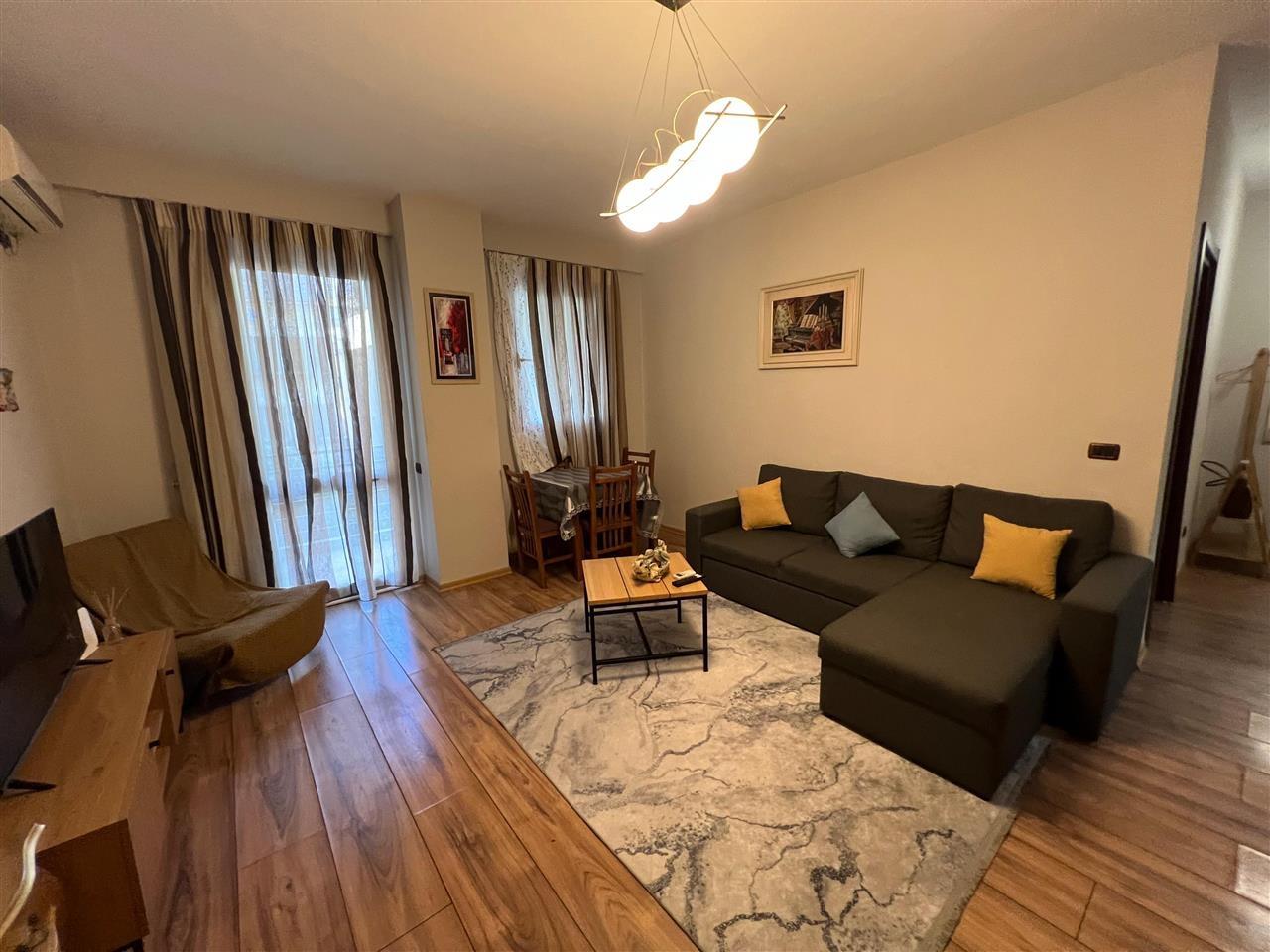 JEPET ME QIRA APARTAMENT 2+1+POST PARKIMI NE MYSLYM SHYR