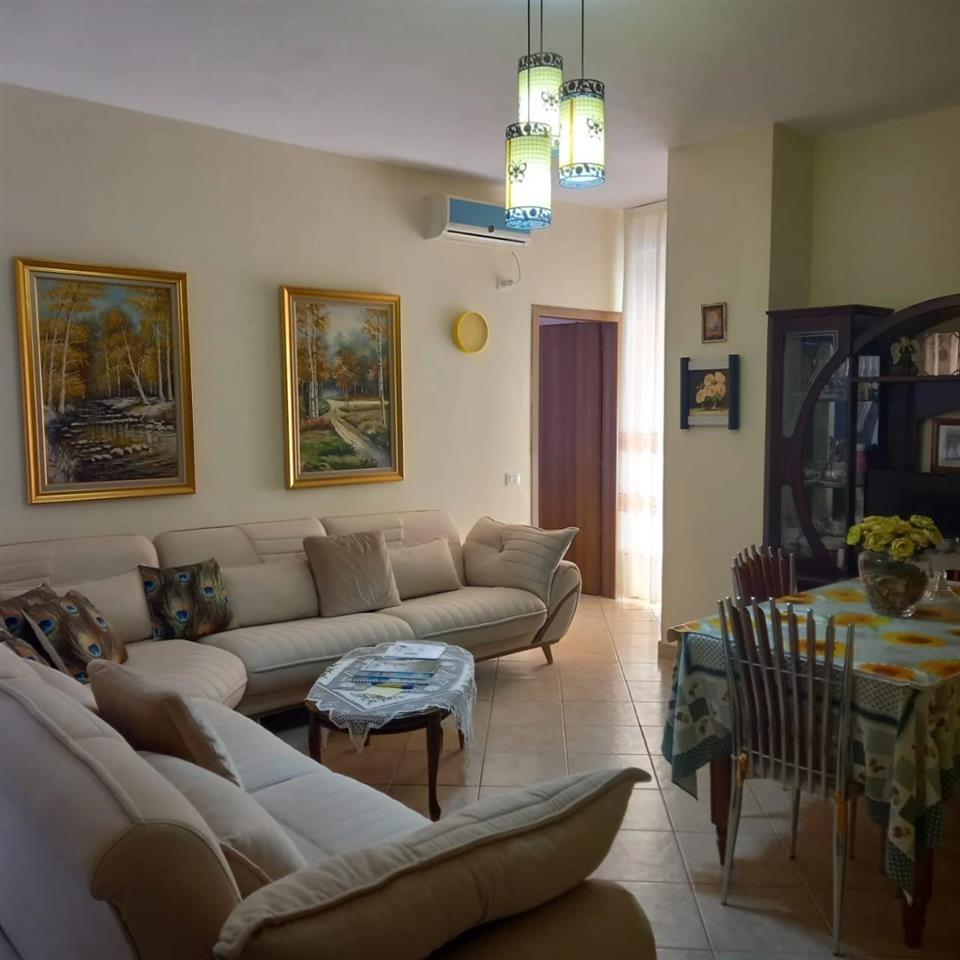 shitet apartament Miami 2,Golem