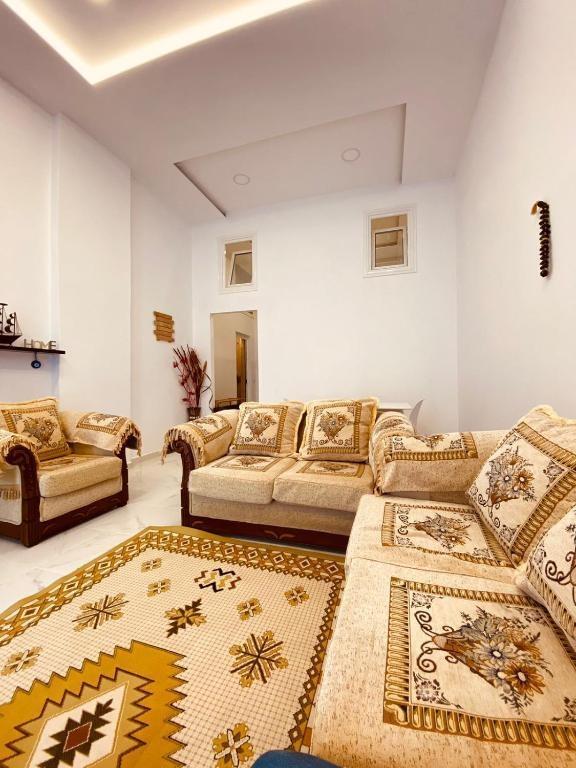 Apartament me qera Durres,Plazh – 0676186725