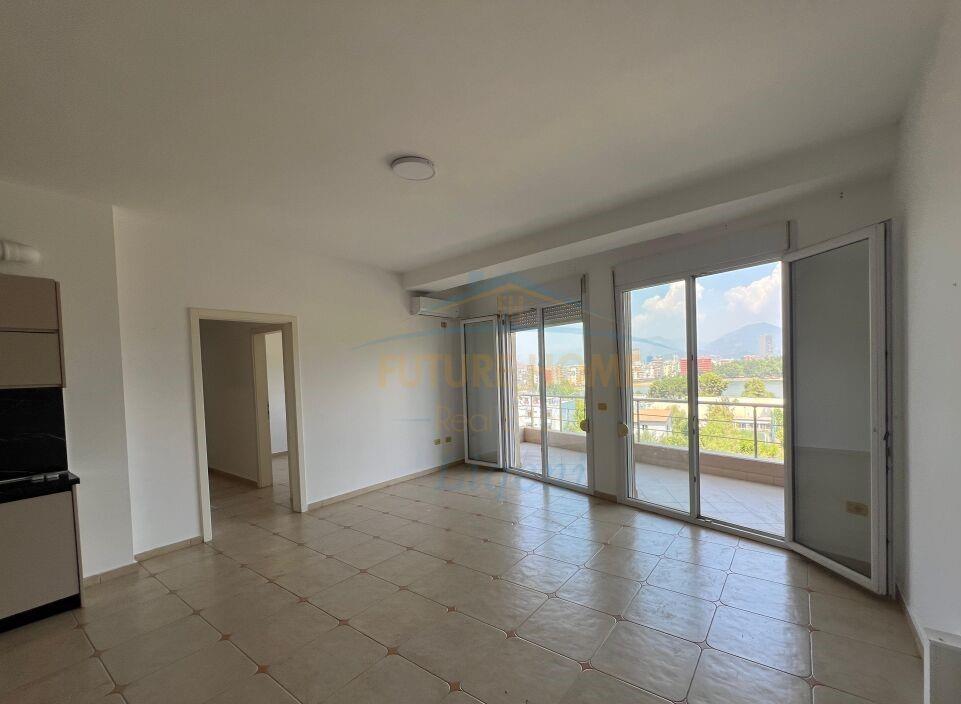 Qera, Apartament 3+1+2, Liqeni i Thate, Tiranë.