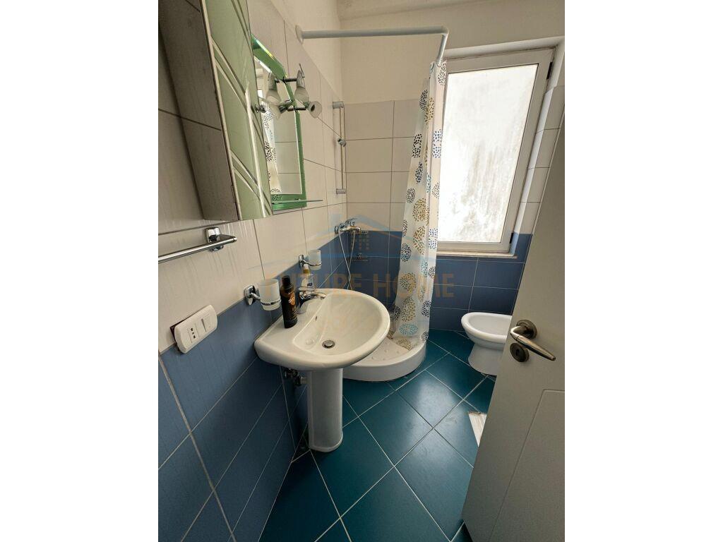 SHITET 2+1 NE RRUGEN ZALLIT KODRA E DIELLIT