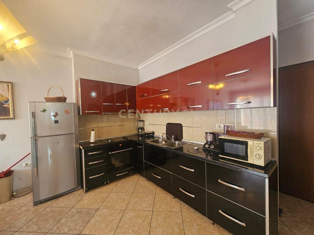 Tek Kompleksi Vizion Plus, Jepet Me Qira Apartament 2+1!!