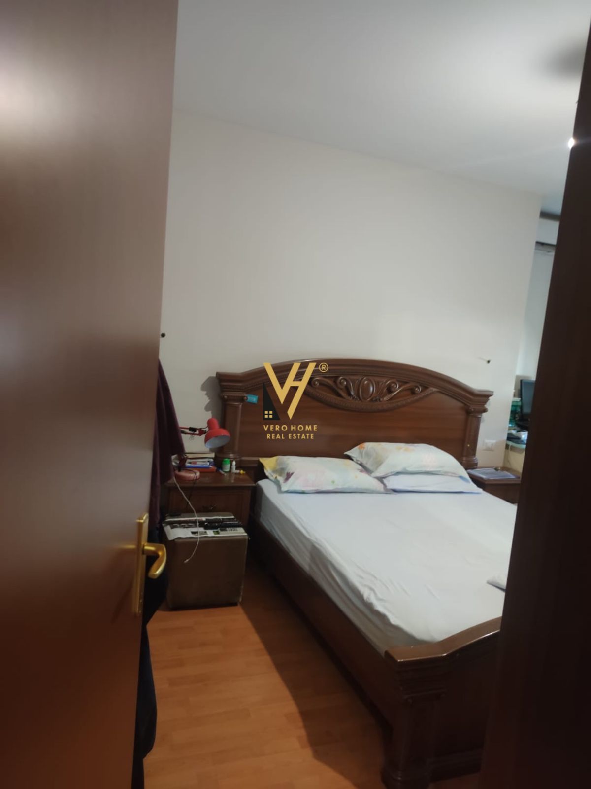 JEPET APARTAMENT 1+1ME QERA TE KRISTALI 600 EURO