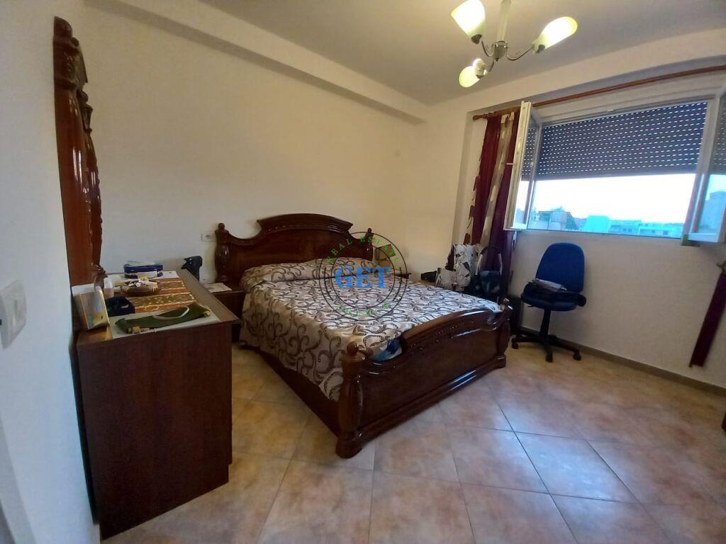 Qira, Apartament 2+1+2 Ish Urt, Durres