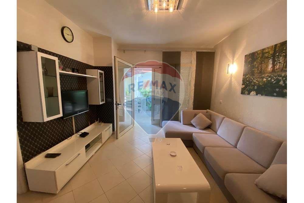 OKAZION APARTAMENT 2+1+2 ME OBORR TEK LURA 1,GJIRI I LALEZIT