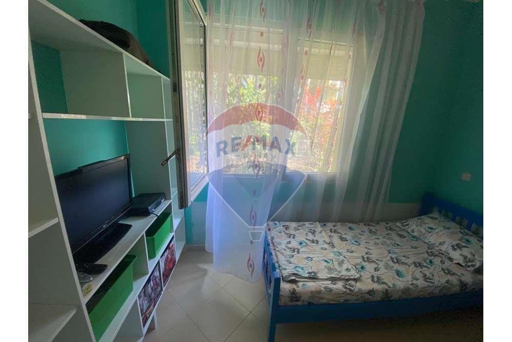 OKAZION APARTAMENT 2+1+2 ME OBORR TEK LURA 1,GJIRI I LALEZIT