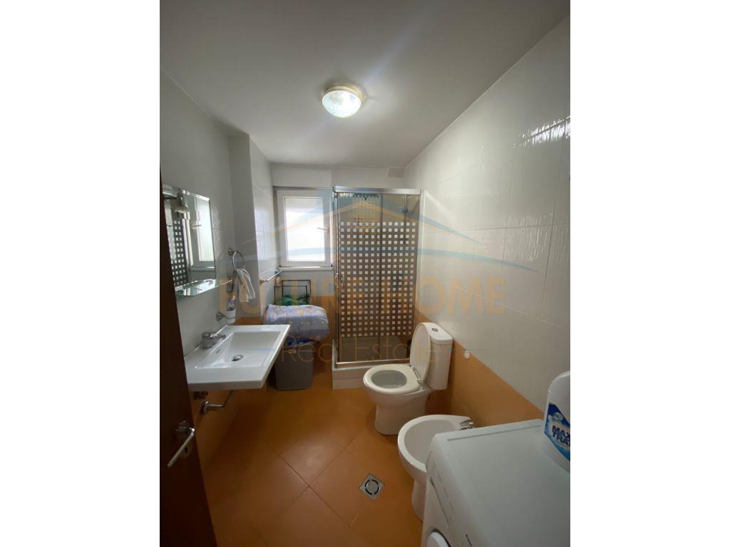 Shitet, Apartament 2+1+2, Kompleksi Kontakt.