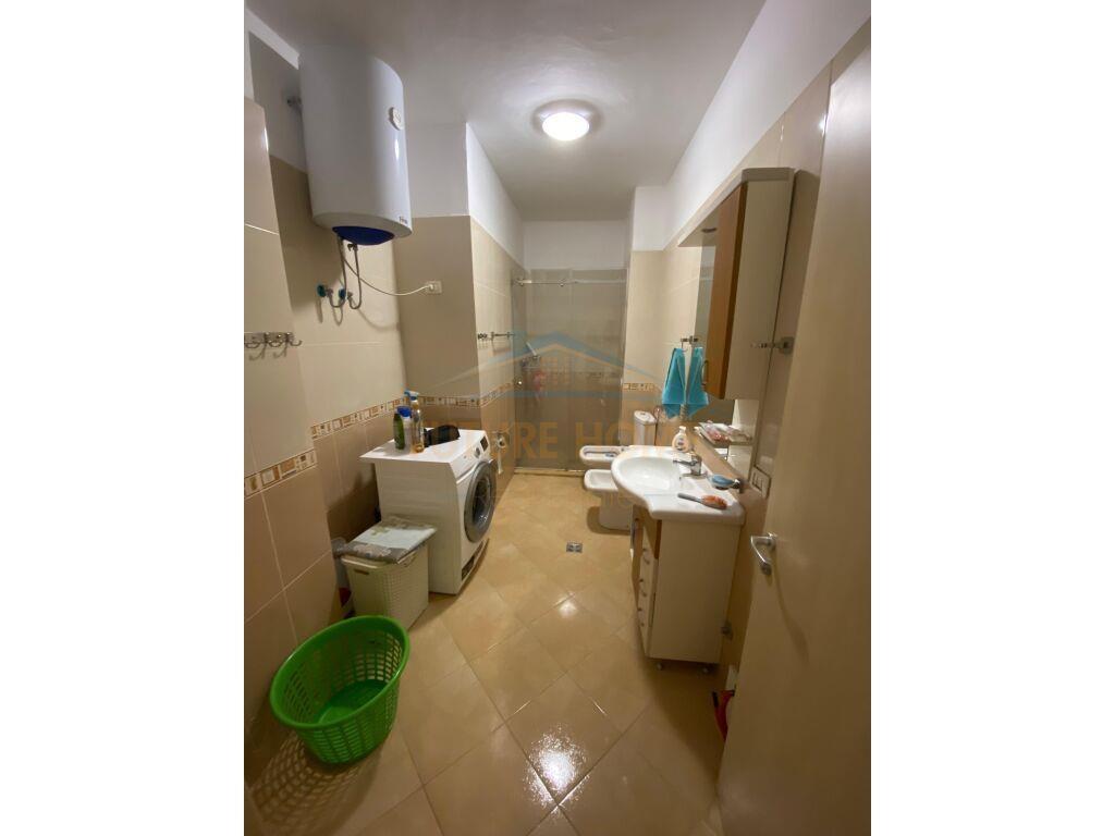 Shitet,APartament 2+1,Rruga Gramoz Pashko