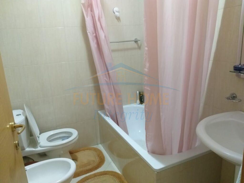 Qera, Apartament 2+1+2+Garazhd, Rruga e Elbasanit, Tiranë.