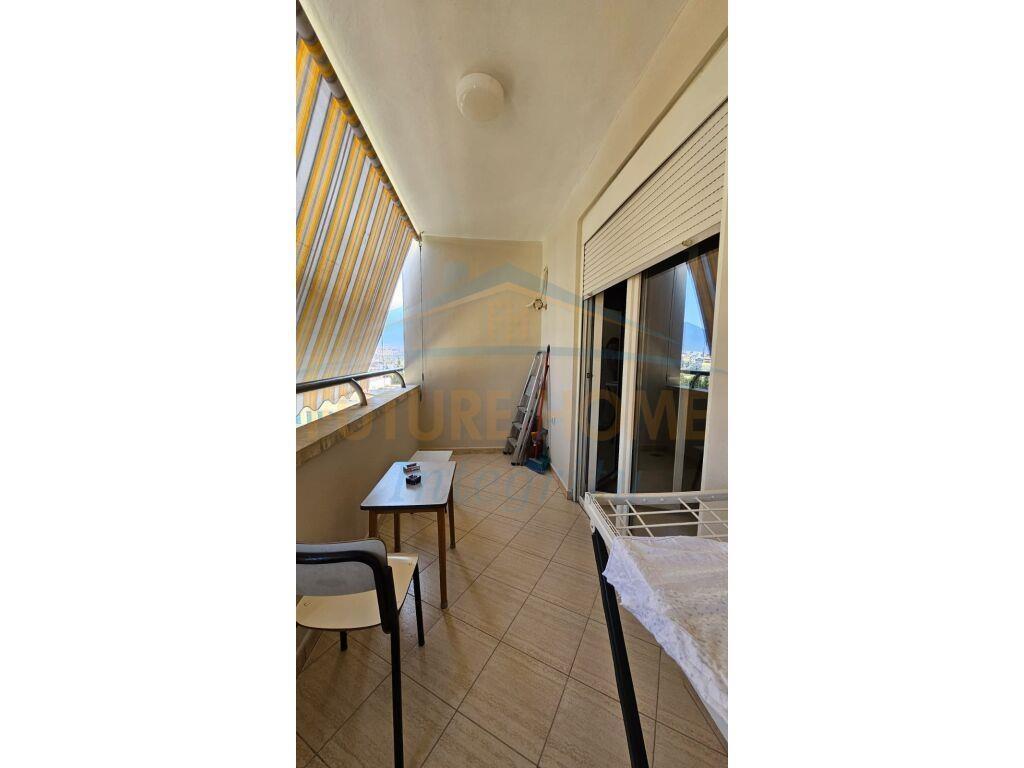 Qera, Apartament 2+1+2+Garazhd, Rruga e Elbasanit, Tiranë.