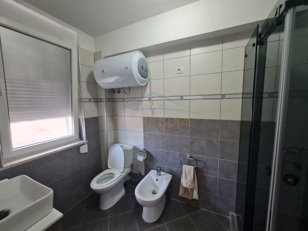 Qera, Apartament 2+1+2+Post Parkim, Xhamia, Kopshti Botanik