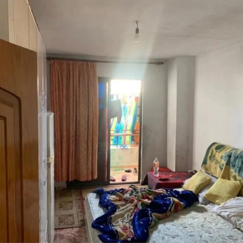 shitet apartament vila koral/plazh