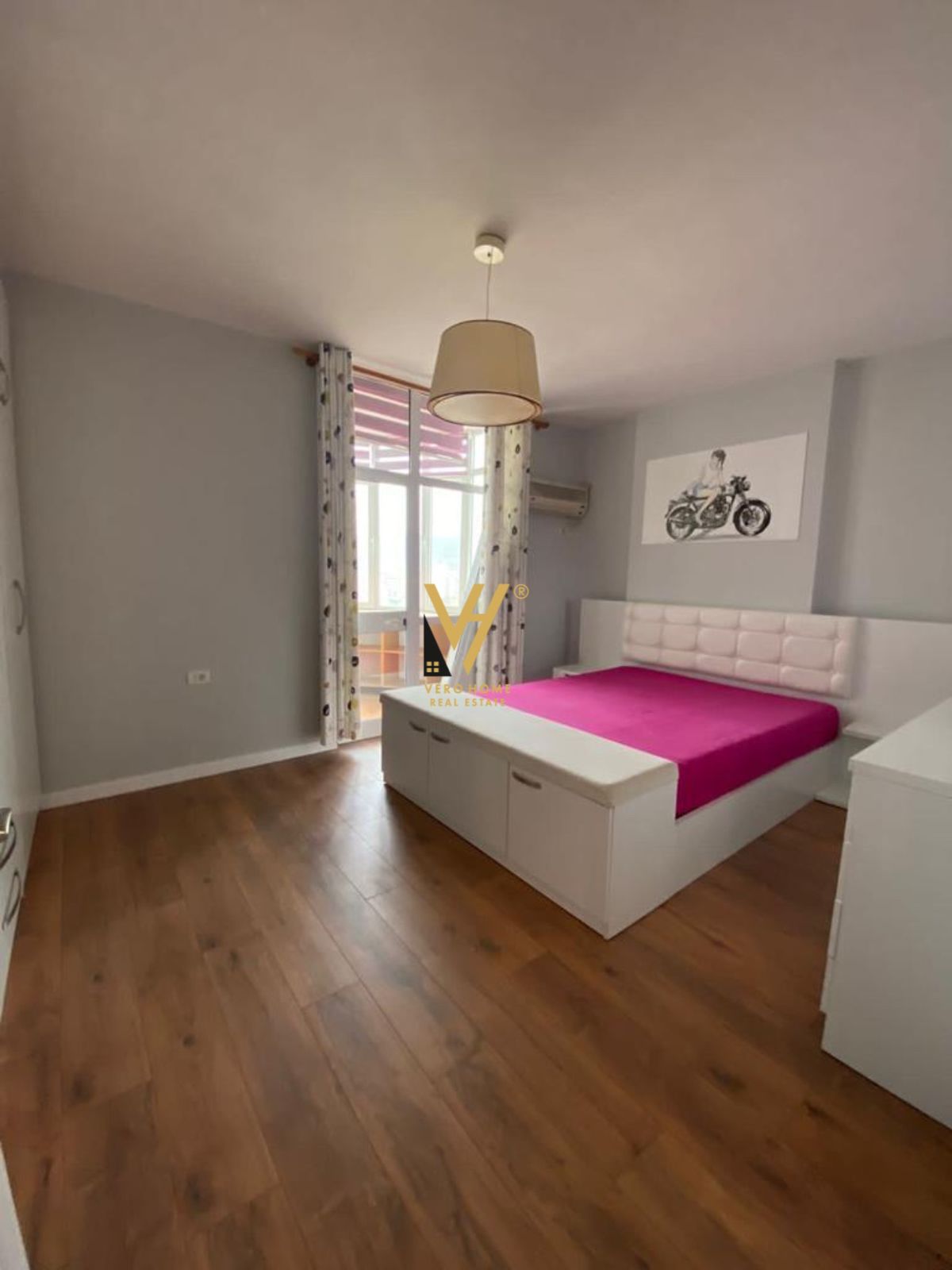 JEPET APARTAMENT 2+1+2 ISH EKSPOZITA SOT 1.100 E