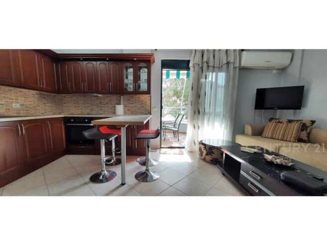 SHITET APARTAMENT 1+1 TE MALI I ROBIT PRANE DETIT!!!