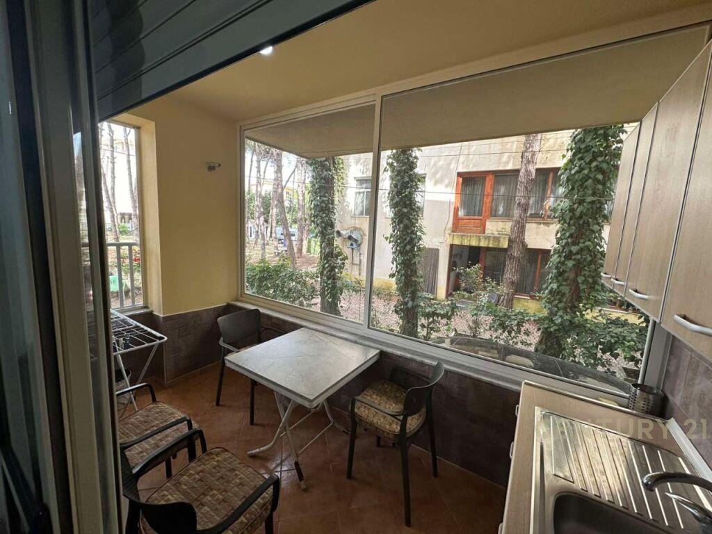 APARTAMENT 1+1 PER SHITJE TE MALI I ROBIT PRANE DETIT !!!