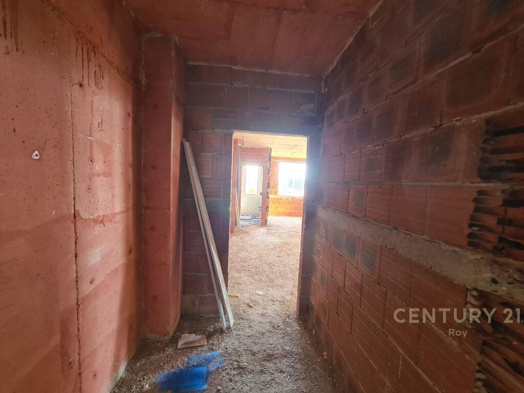 SHITET APARTAMENT 1+1 ME PAMJE DETI GOLEM